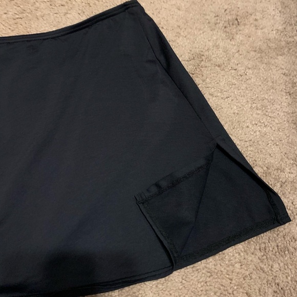 XL Black Coco Reef Skirted Swim Bottom - Picture 3 of 8